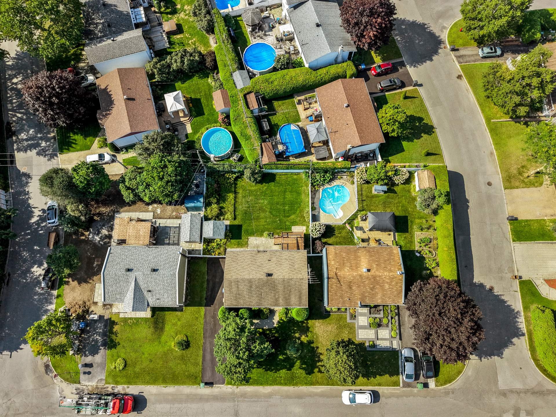 









226


Rue Latour

,
Repentigny (Repentigny),




QC
J6A5S9

