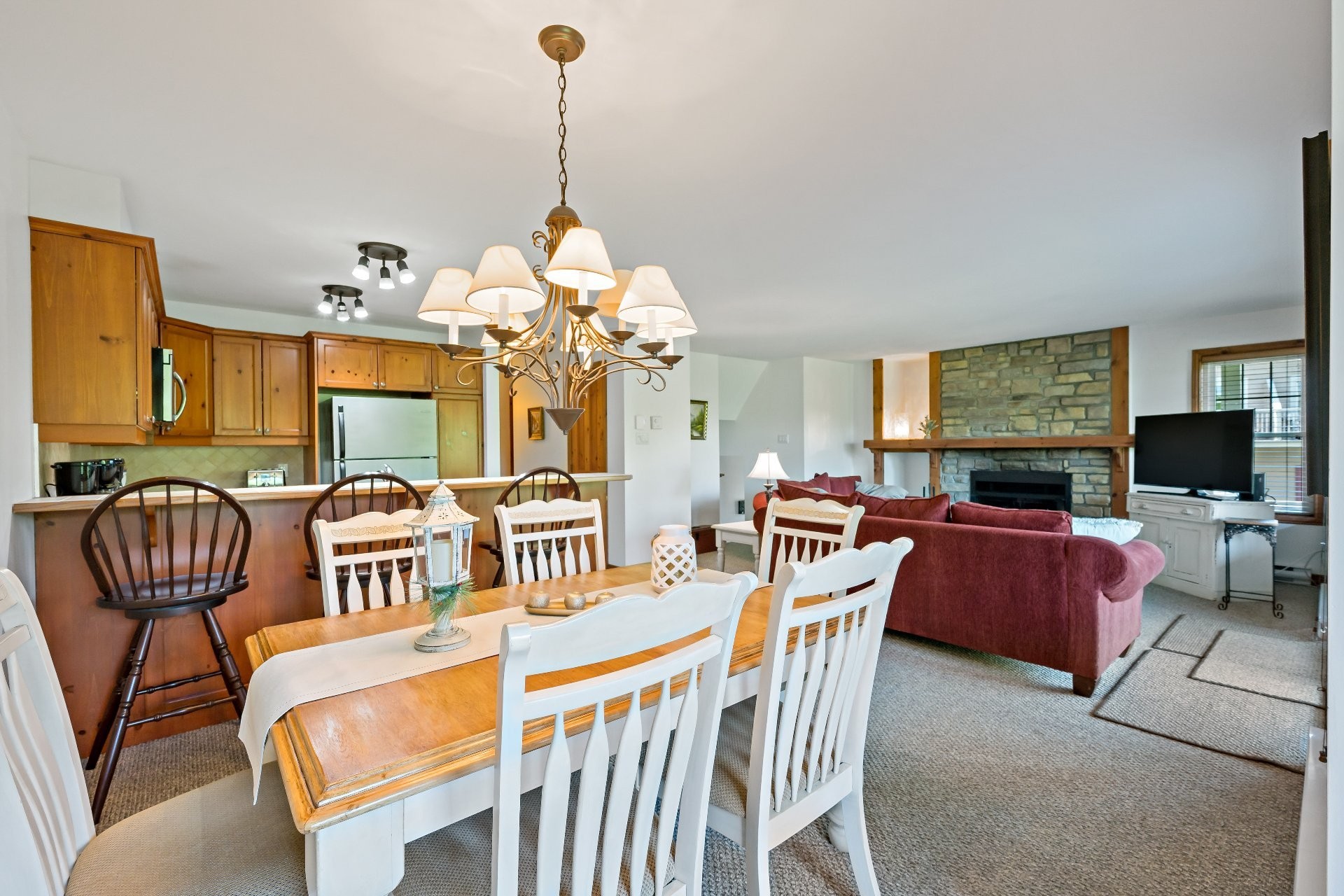 









225


Rue du Mont-Plaisant

, 1,
Mont-Tremblant,




QC
J8E1L2

