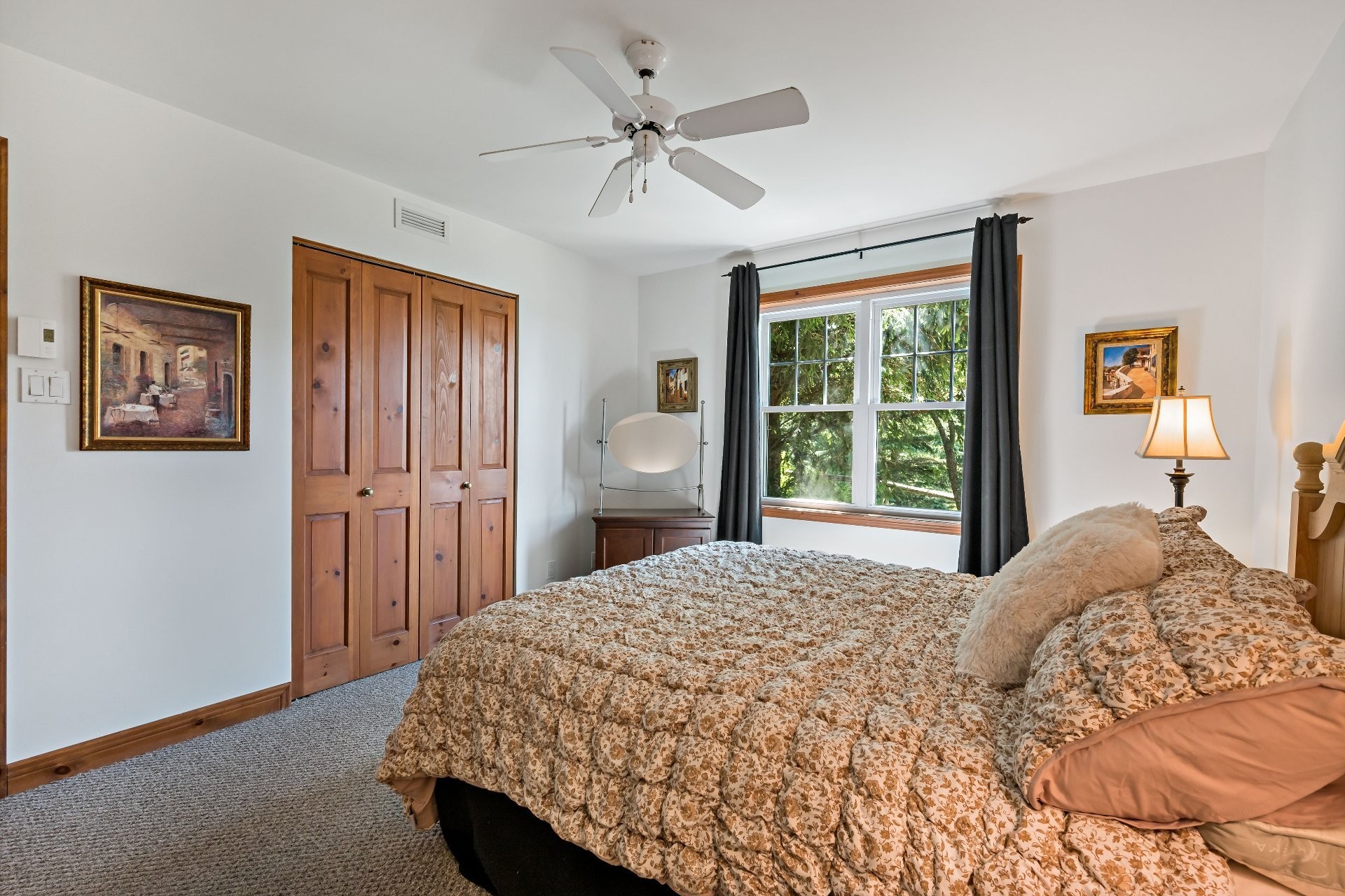 









225


Rue du Mont-Plaisant

, 1,
Mont-Tremblant,




QC
J8E1L2

