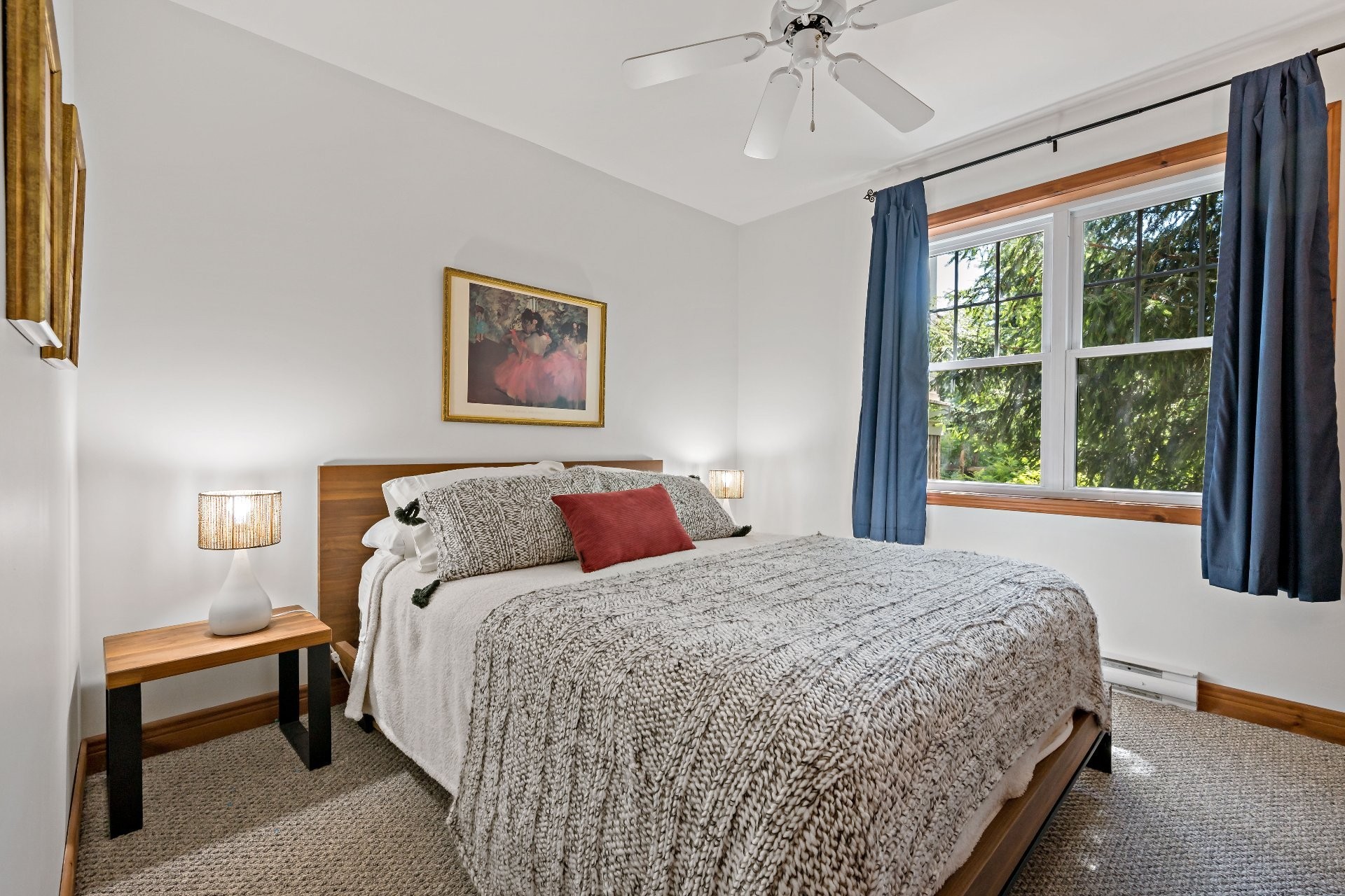 









225


Rue du Mont-Plaisant

, 1,
Mont-Tremblant,




QC
J8E1L2

