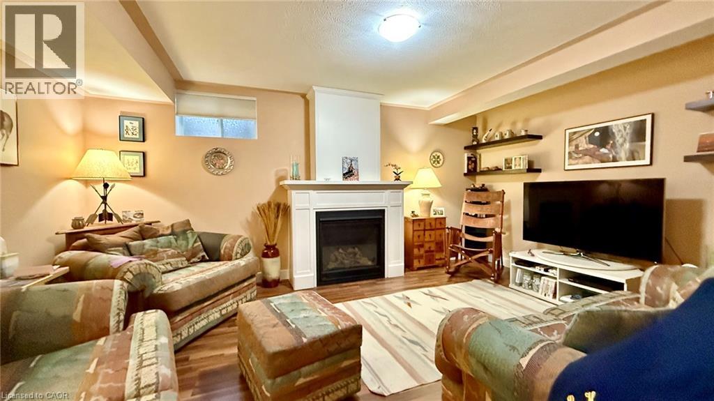 












62 SPARROW Way

,
Port Dover,




Ontario
N0A1N5

