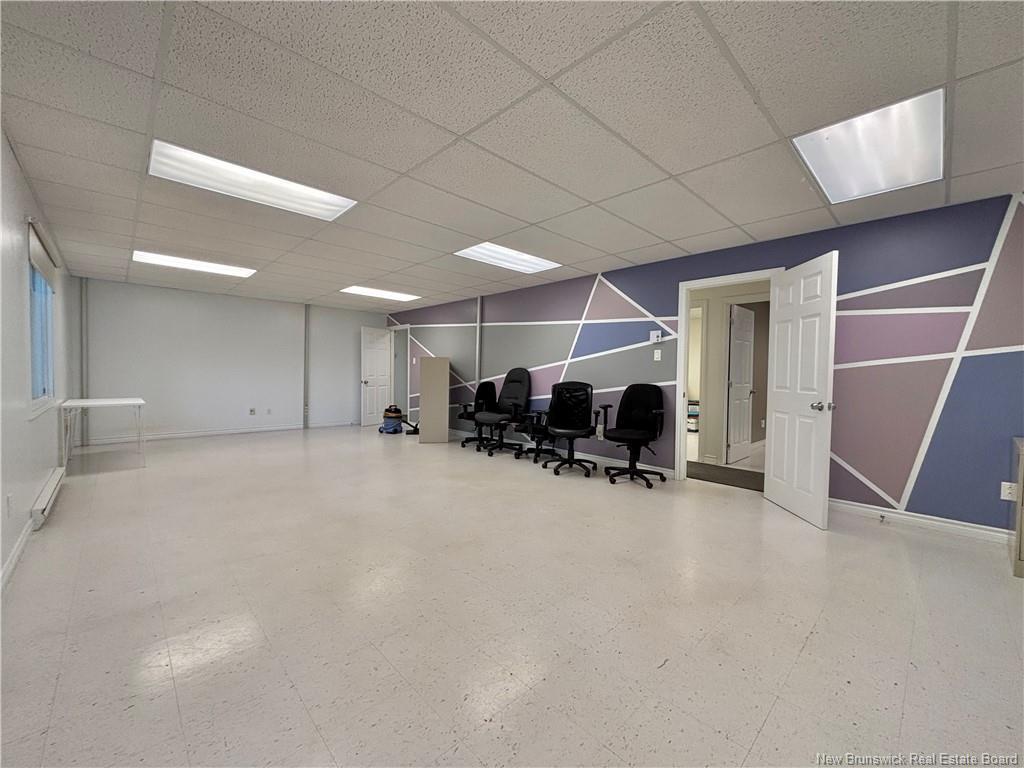 









895


St Anne

,
Bathurst,




NB
E2A 2N5


