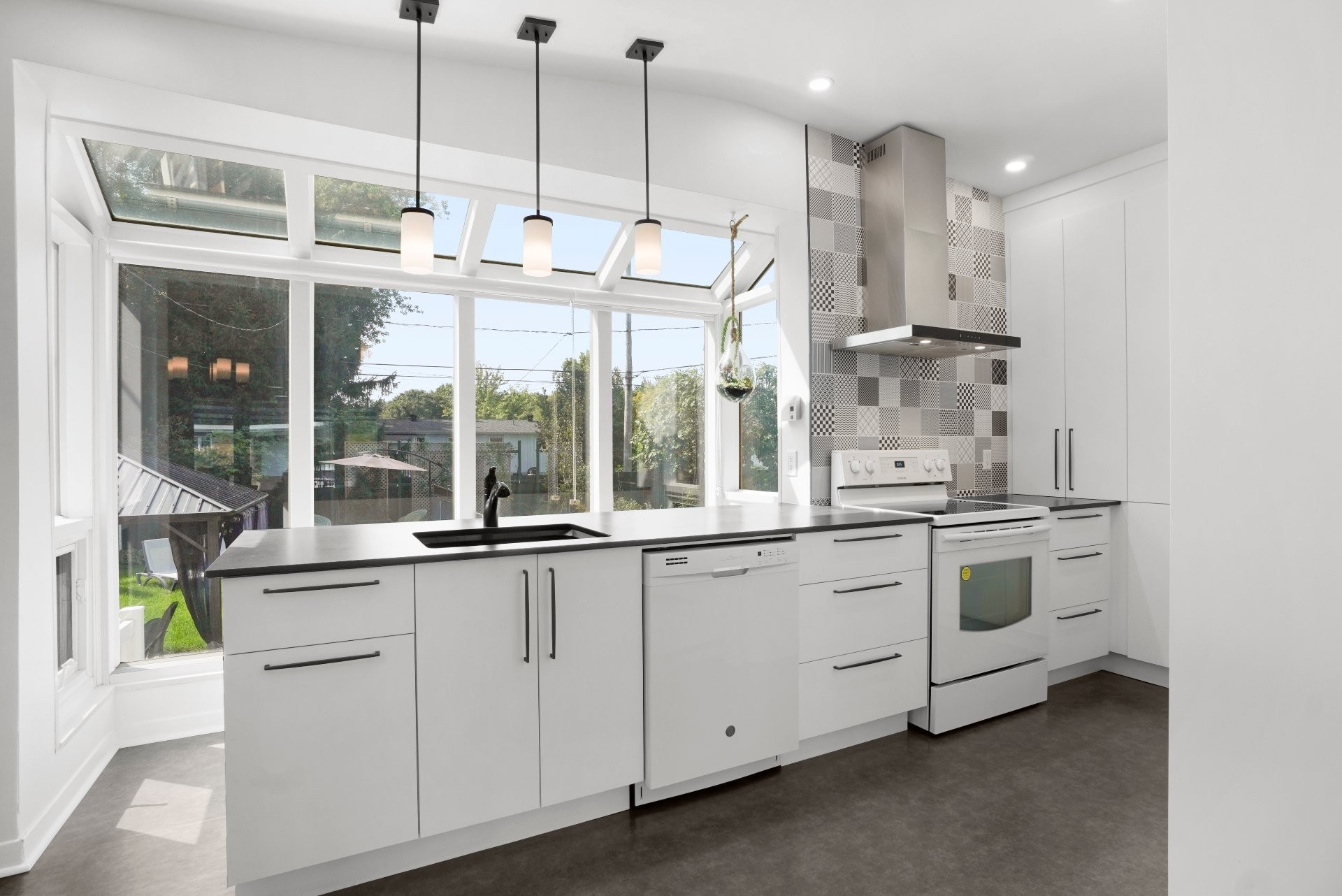 









19


Rue Denis

,
Repentigny (Repentigny),




QC
J6A4W5

