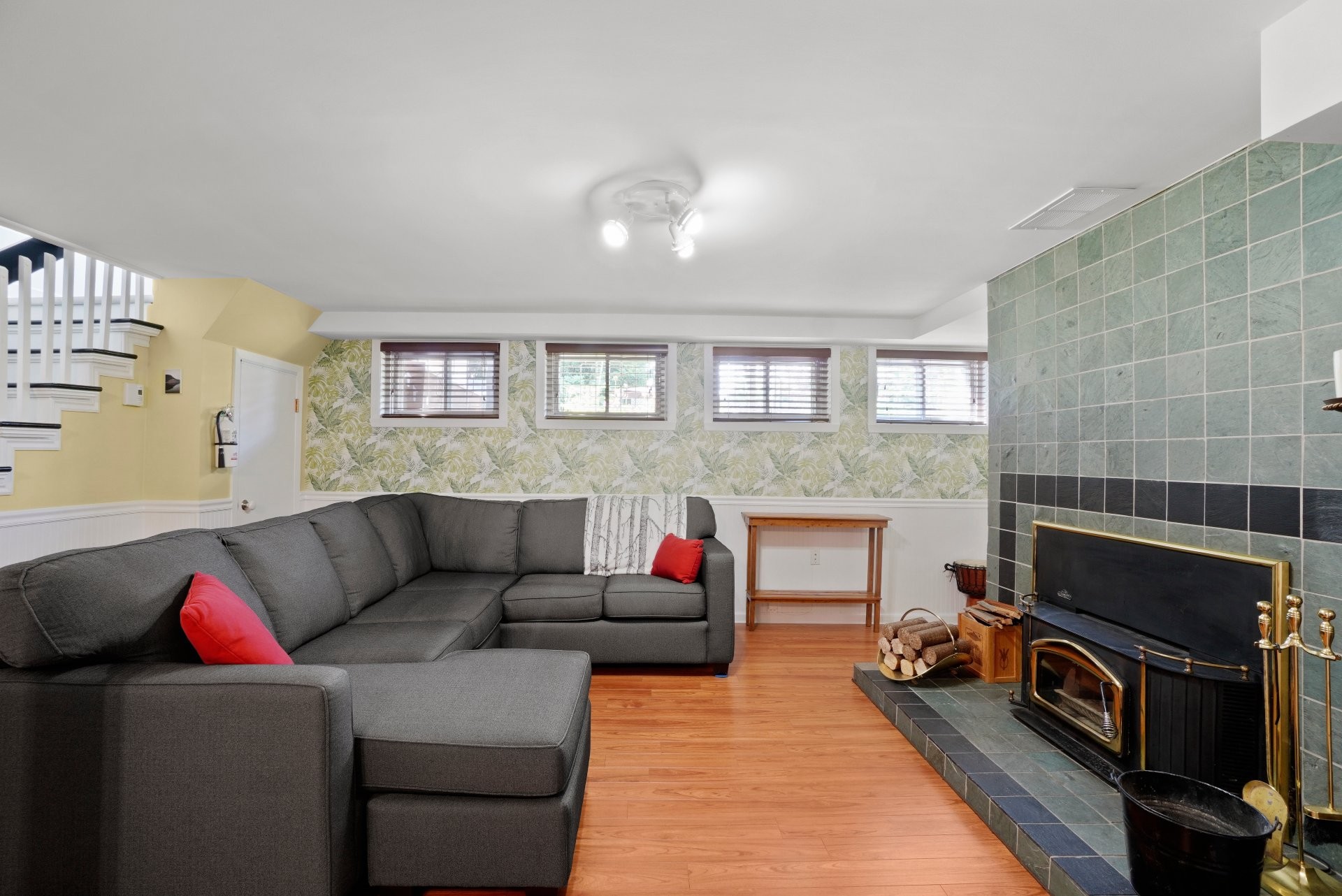 









19


Rue Denis

,
Repentigny (Repentigny),




QC
J6A4W5


