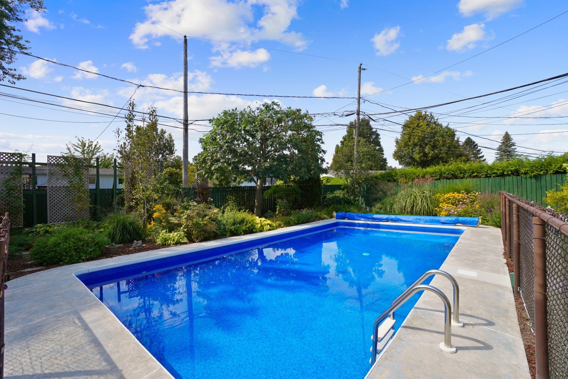 









19


Rue Denis

,
Repentigny (Repentigny),




QC
J6A4W5

