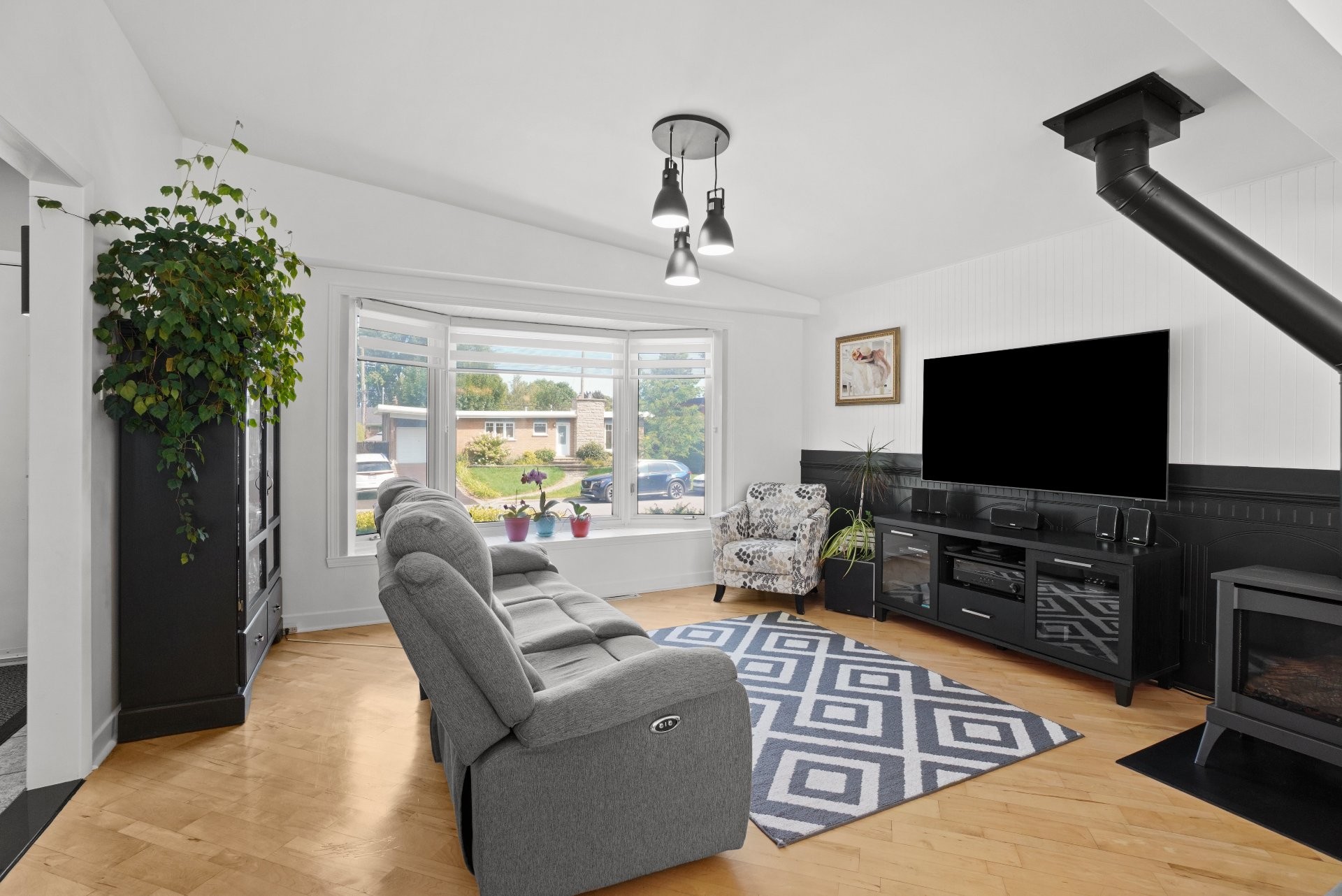 









19


Rue Denis

,
Repentigny (Repentigny),




QC
J6A4W5

