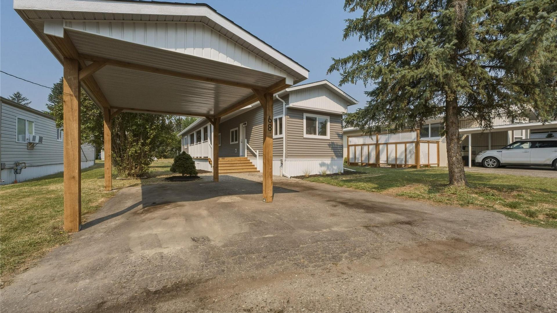 









5484


Okanagan Landing

Road, 68,
Vernon,




BC
V1T 7A8

