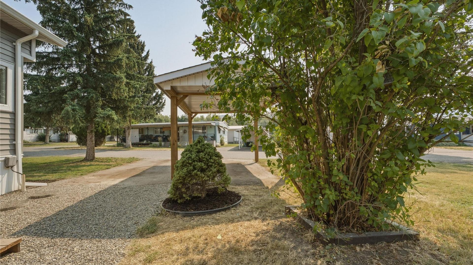 









5484


Okanagan Landing

Road, 68,
Vernon,




BC
V1T 7A8

