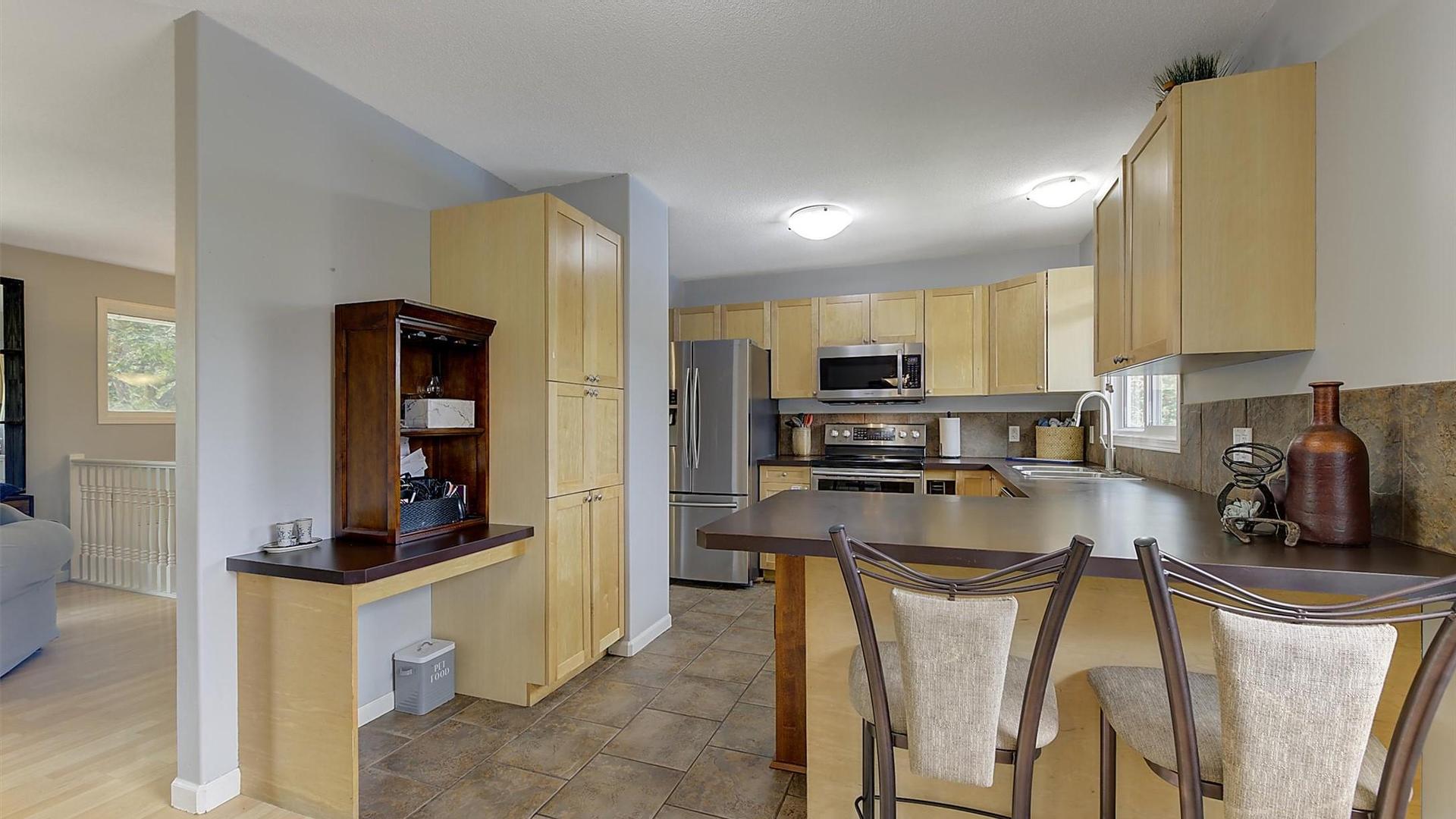 









160


Leo

Road,
Kelowna,




BC
V1X 1E8

