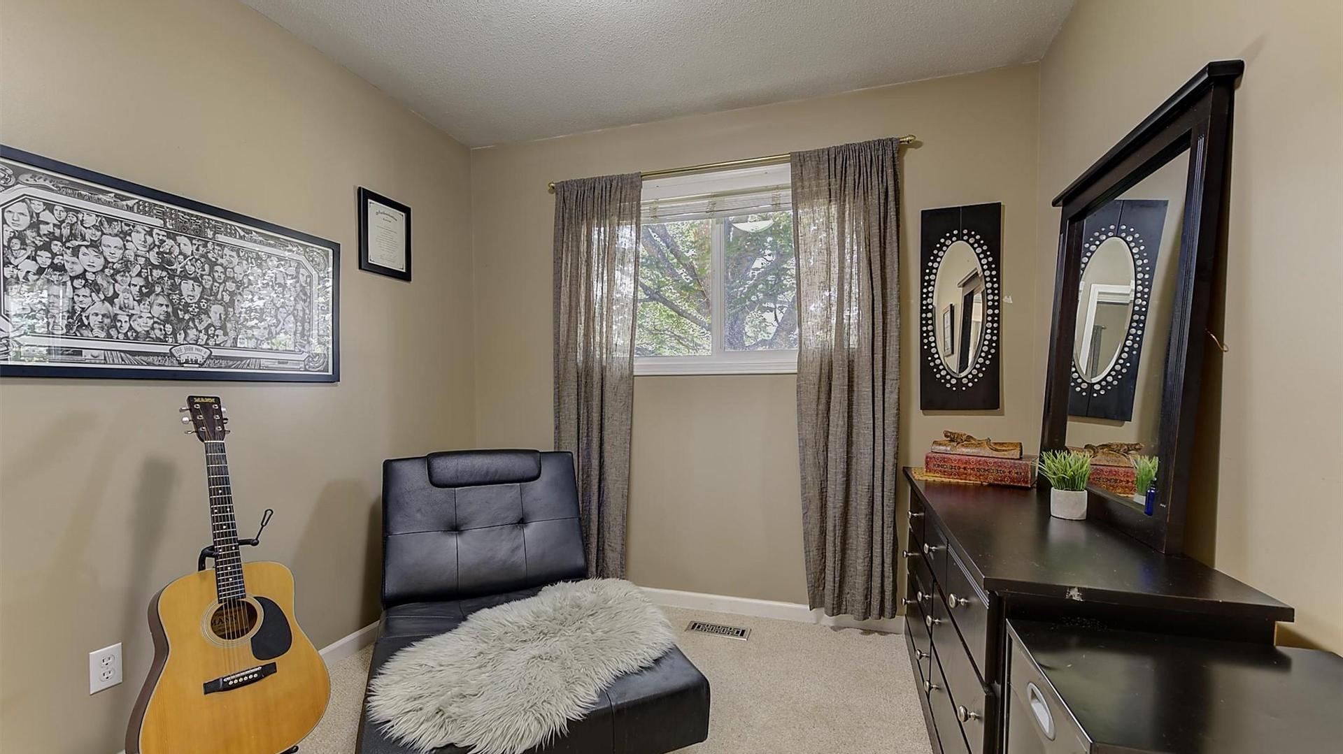 









160


Leo

Road,
Kelowna,




BC
V1X 1E8

