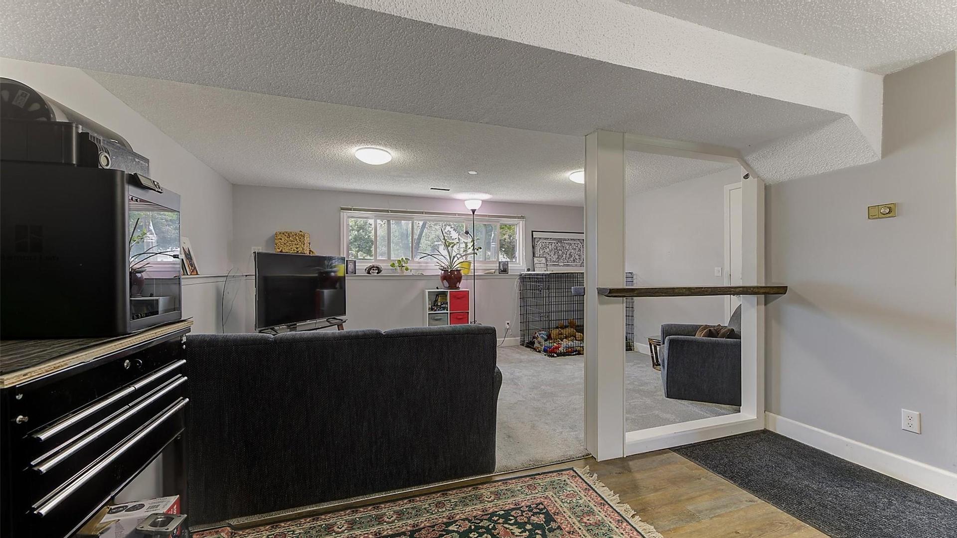 









160


Leo

Road,
Kelowna,




BC
V1X 1E8

