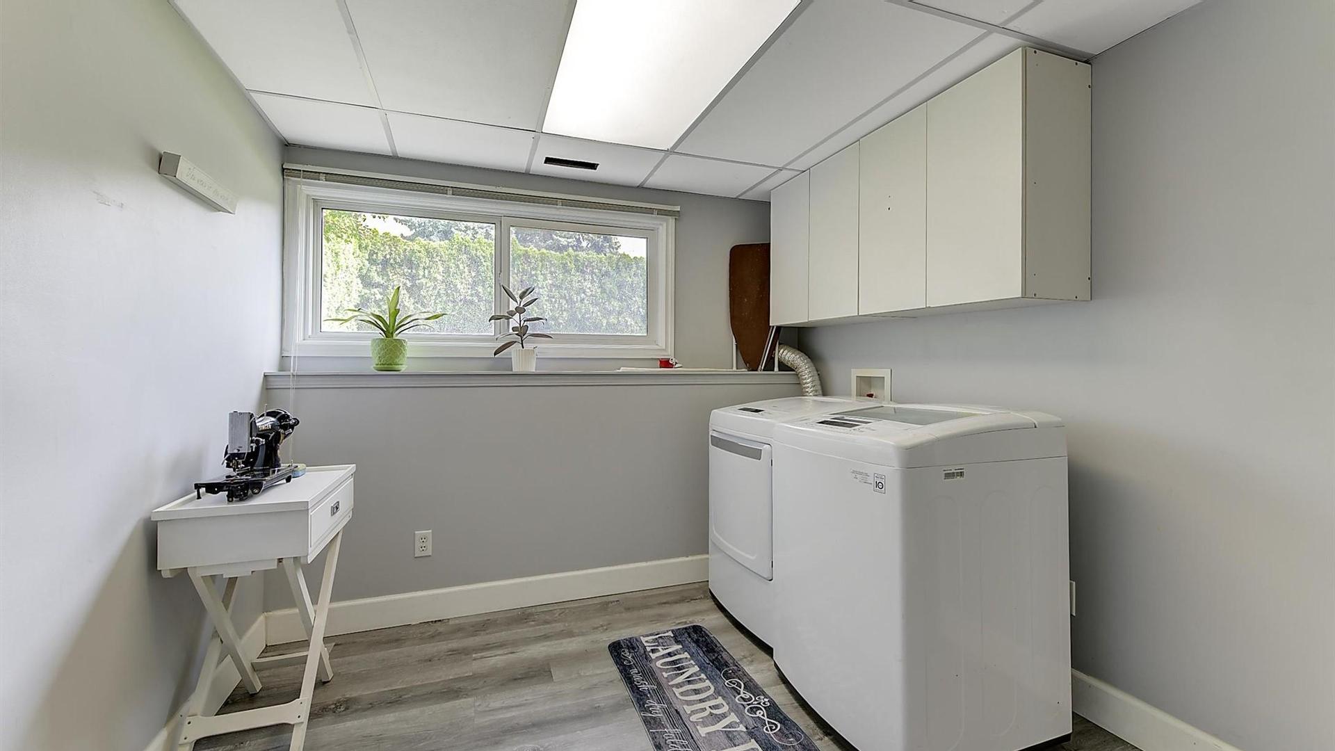 









160


Leo

Road,
Kelowna,




BC
V1X 1E8

