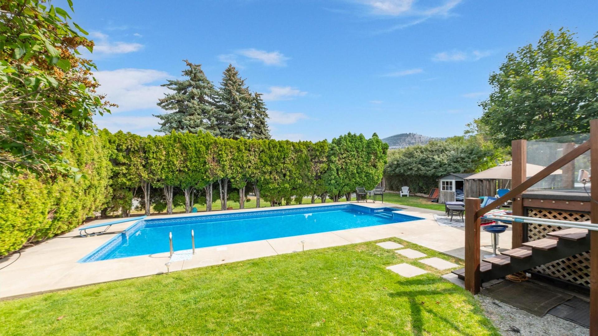 









160


Leo

Road,
Kelowna,




BC
V1X 1E8

