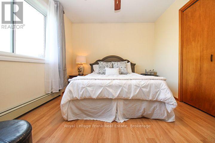 












1561 CHERRYHILL ROAD

,
Peterborough (Monaghan Ward 2),




Ontario
K9K1A7

