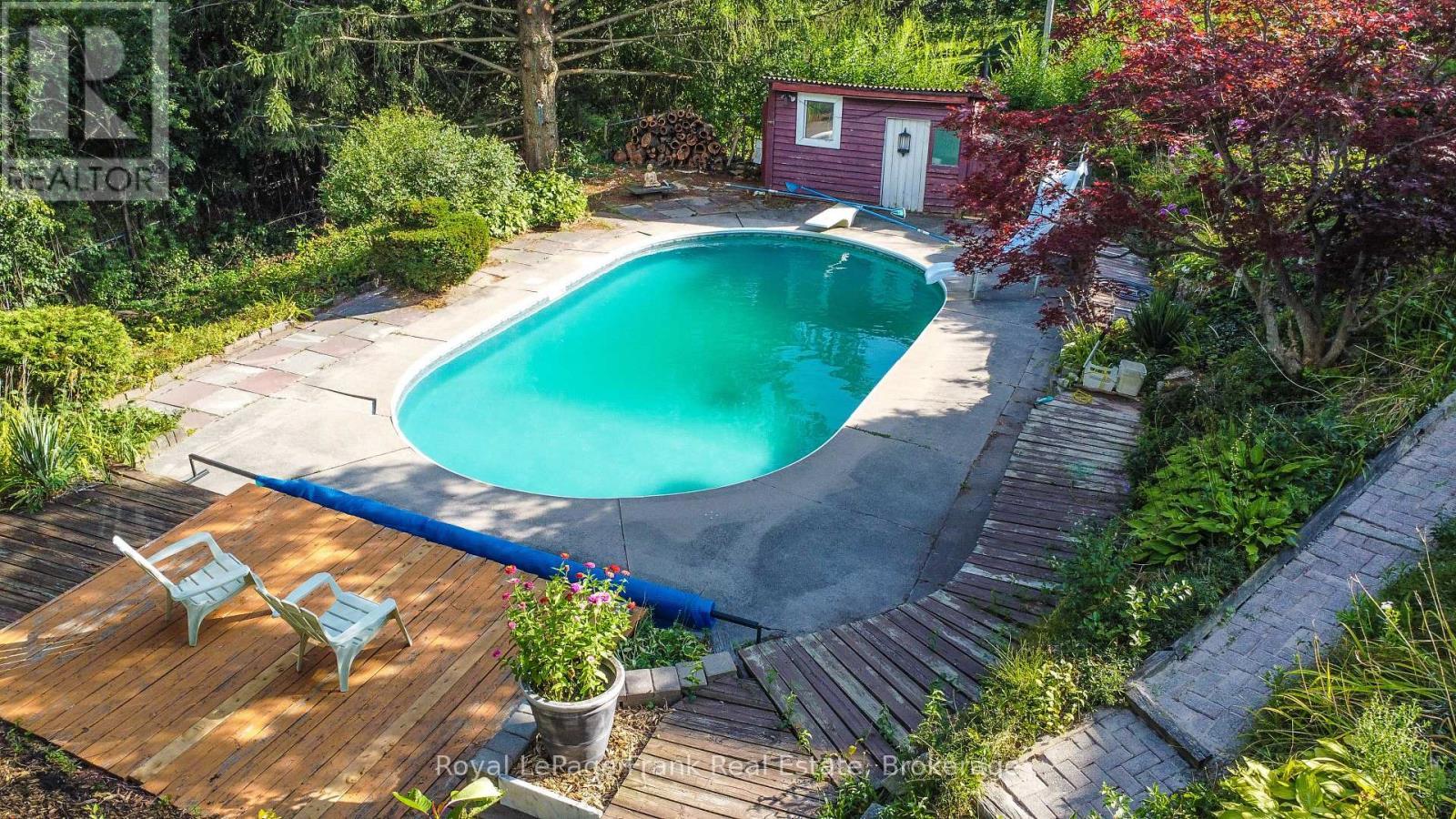 












1561 CHERRYHILL ROAD

,
Peterborough (Monaghan Ward 2),




Ontario
K9K1A7

