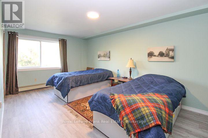 












1561 CHERRYHILL ROAD

,
Peterborough (Monaghan Ward 2),




Ontario
K9K1A7

