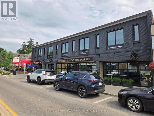 37 Main St S Street View