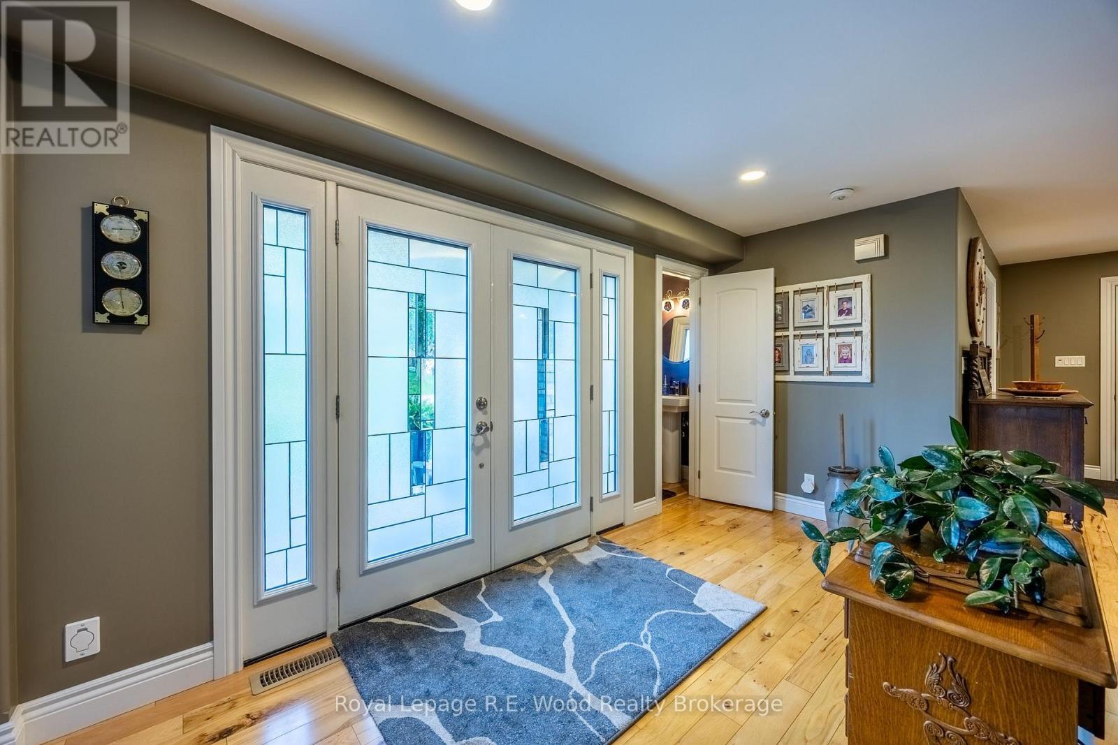 












51 PARKWOOD DRIVE

,
Tillsonburg,




Ontario
N4G2B7

