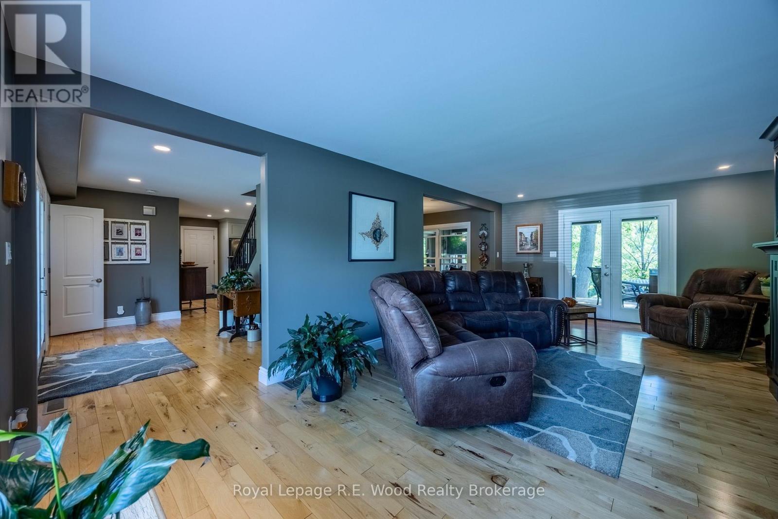 












51 PARKWOOD DRIVE

,
Tillsonburg,




Ontario
N4G2B7

