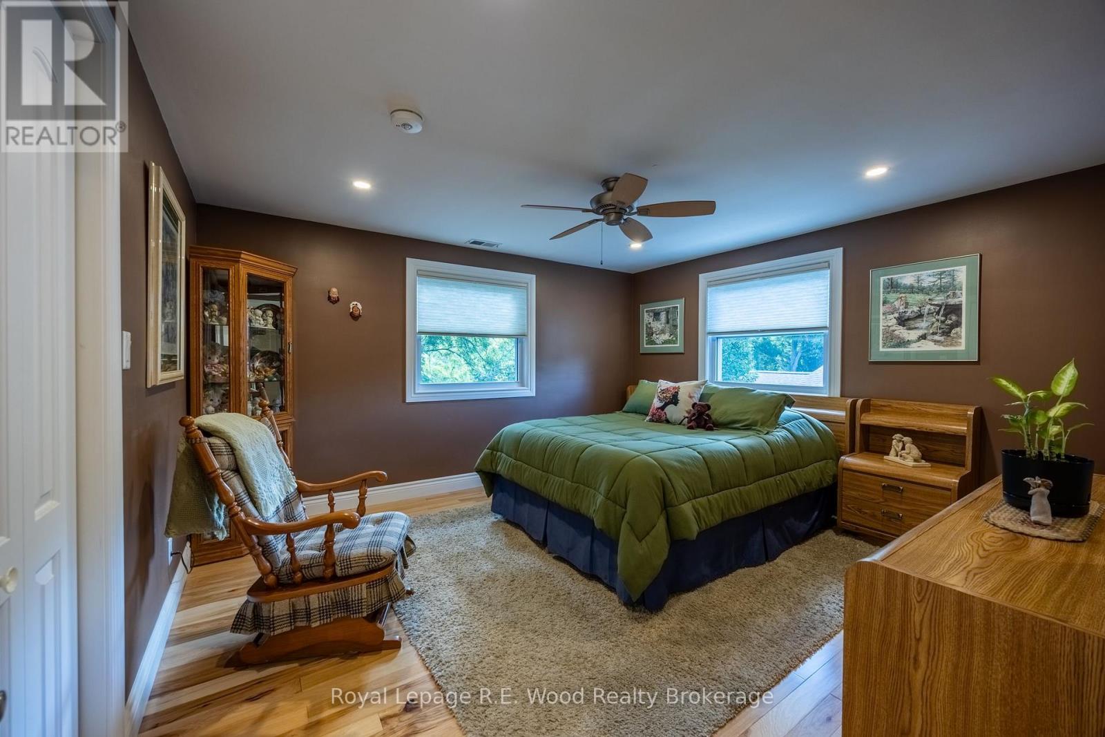 












51 PARKWOOD DRIVE

,
Tillsonburg,




Ontario
N4G2B7

