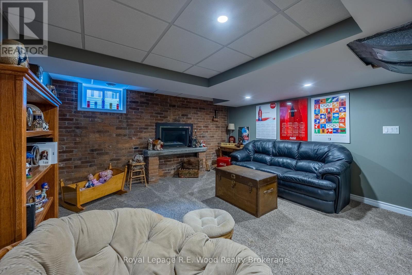












51 PARKWOOD DRIVE

,
Tillsonburg,




Ontario
N4G2B7

