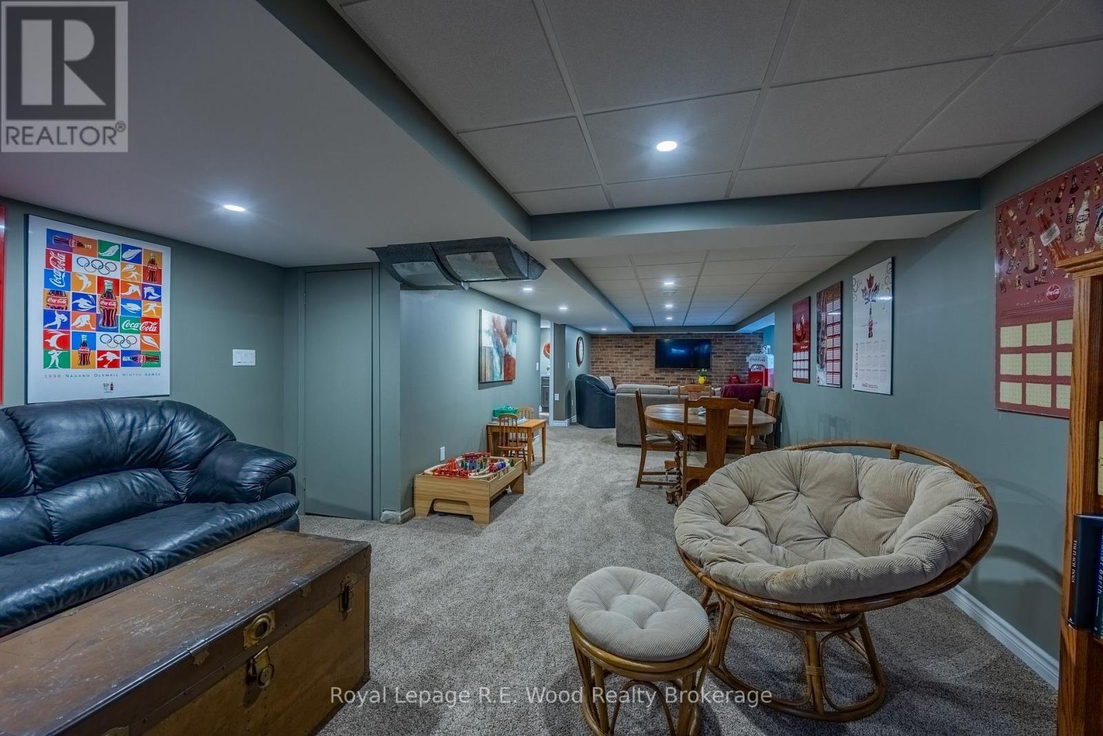 












51 PARKWOOD DRIVE

,
Tillsonburg,




Ontario
N4G2B7

