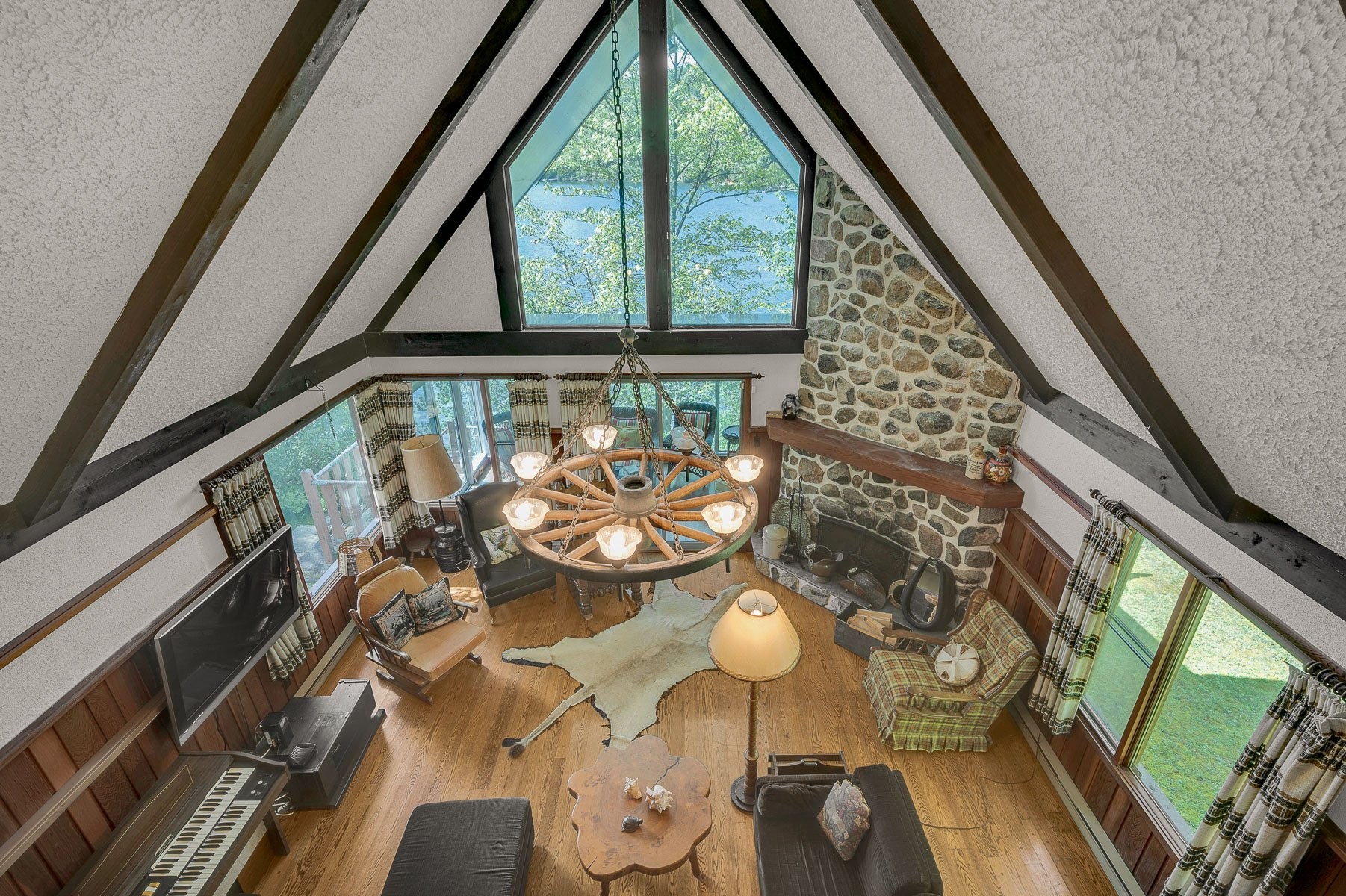 









2577


Mtée du Lac-Louise

,
Saint-Adolphe-d'Howard,




QC
J0T2B0

