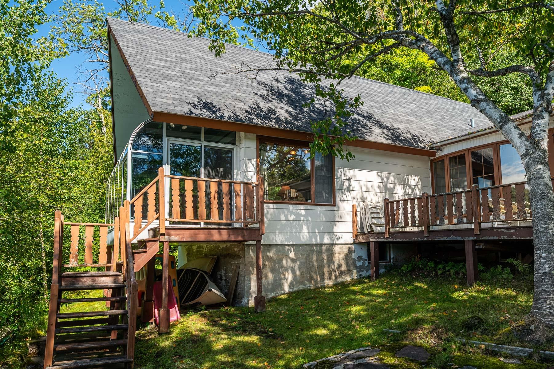 









2577


Mtée du Lac-Louise

,
Saint-Adolphe-d'Howard,




QC
J0T2B0

