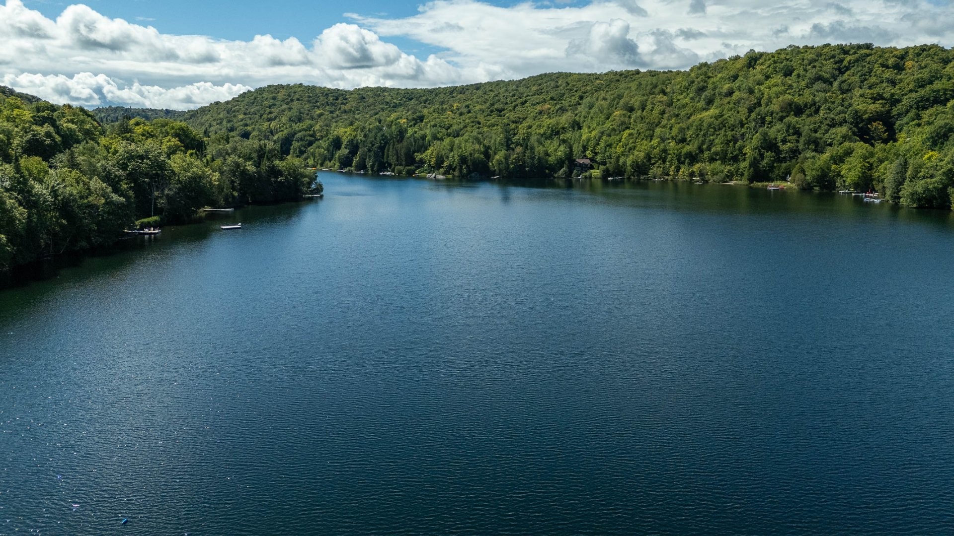 









2577


Mtée du Lac-Louise

,
Saint-Adolphe-d'Howard,




QC
J0T2B0

