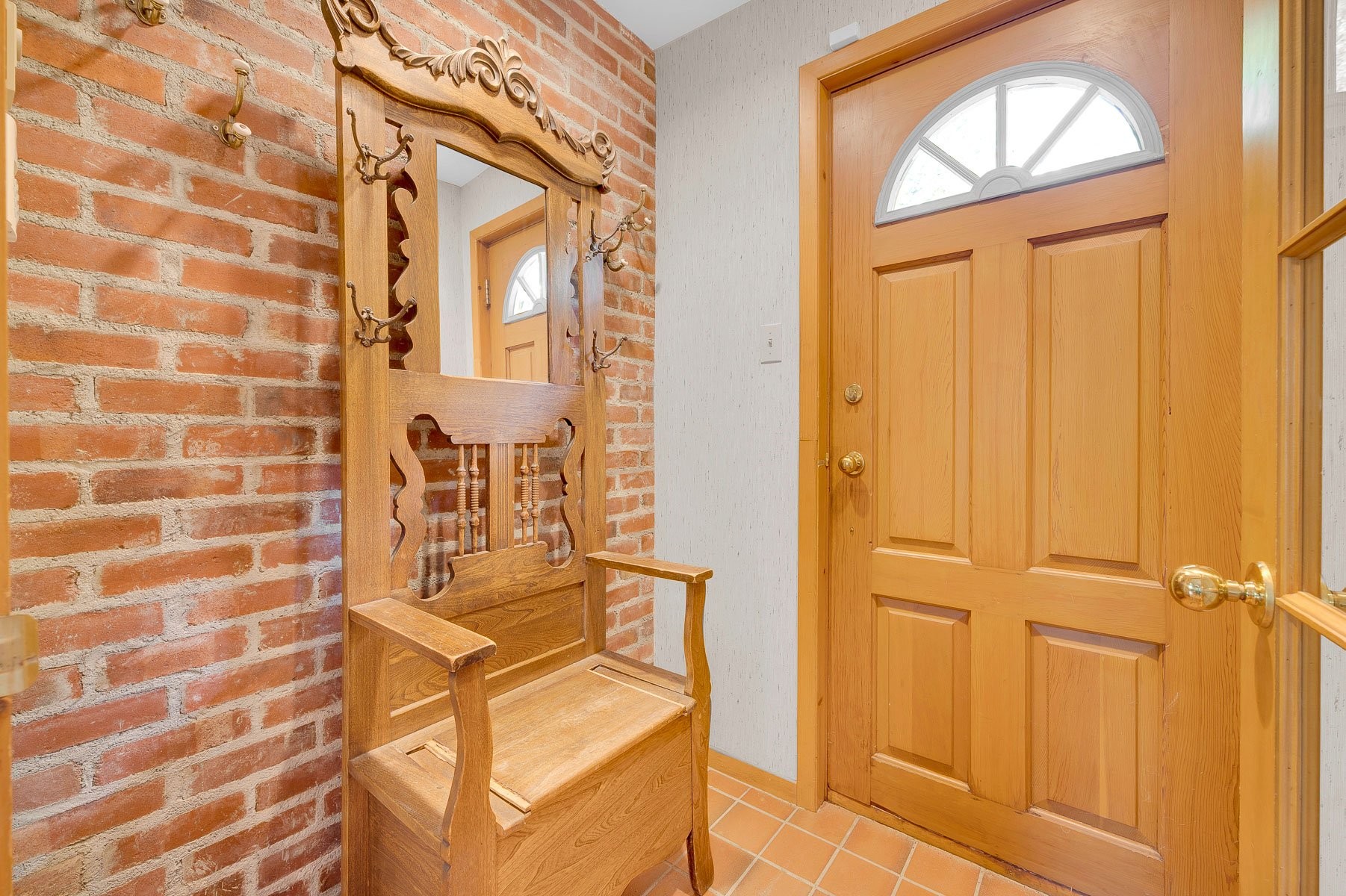 









2577


Mtée du Lac-Louise

,
Saint-Adolphe-d'Howard,




QC
J0T2B0


