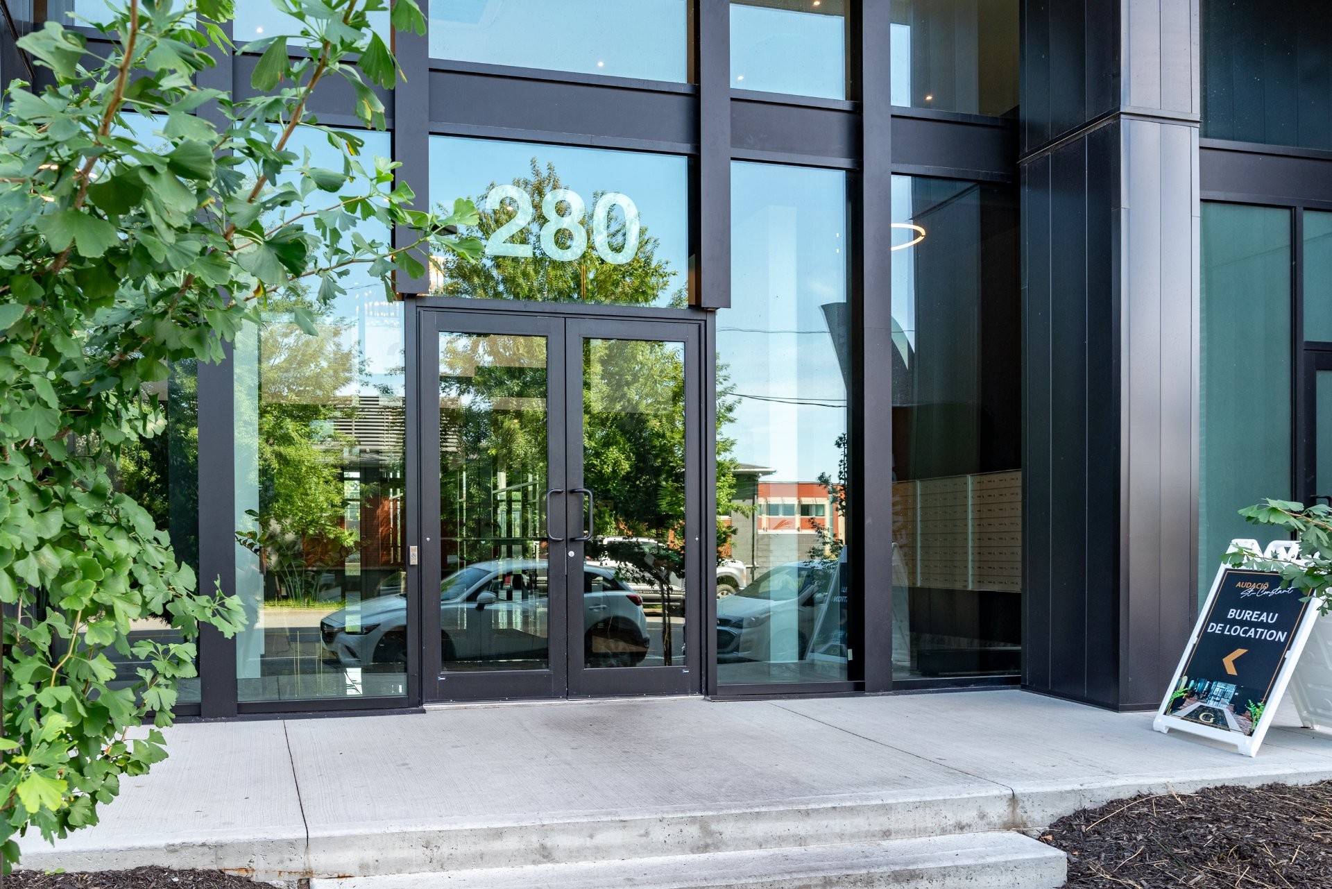 









280


Route 132

, 618,
Saint-Constant,




QC
J5A2S1

