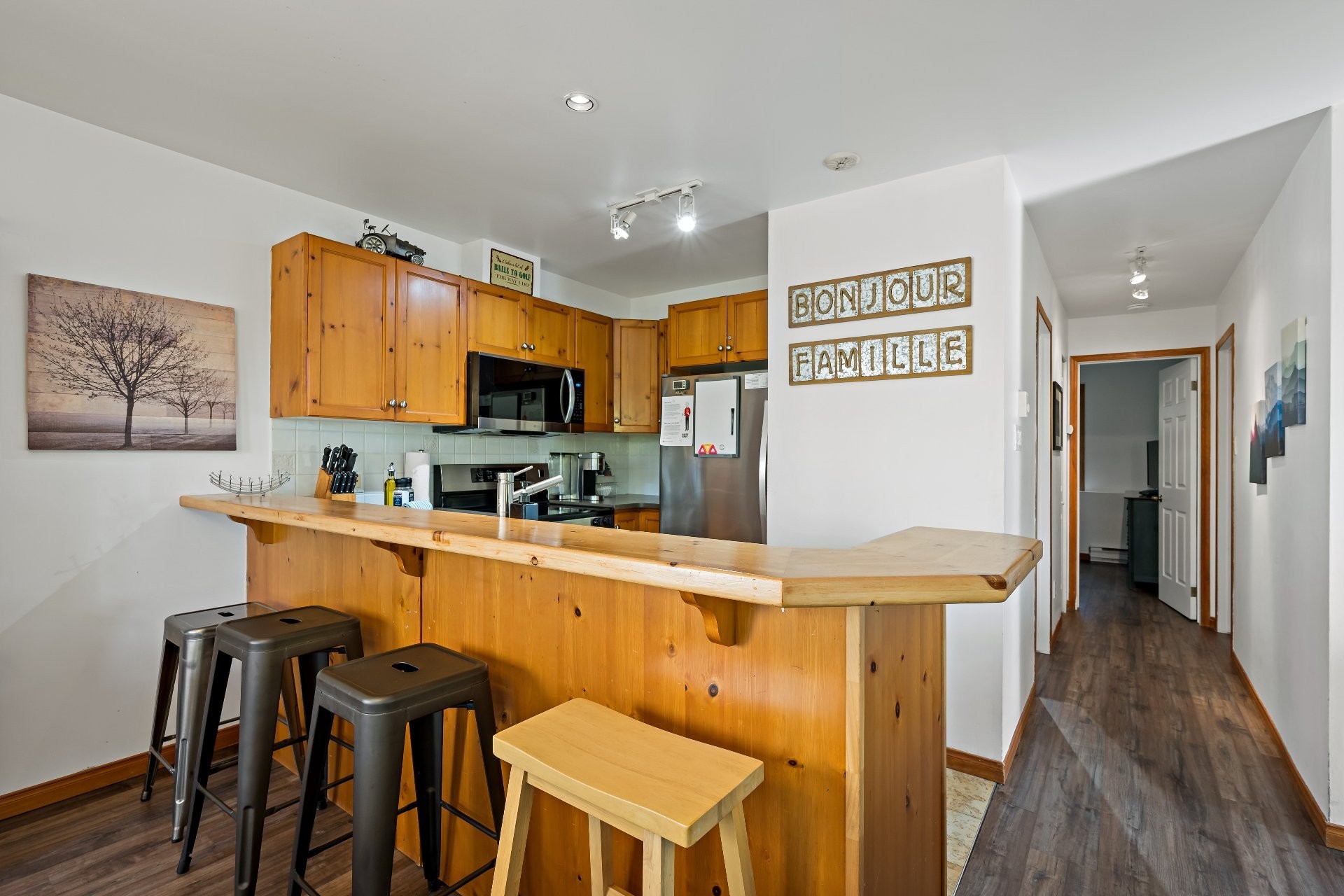 









197


Ch. de la Forêt

, 9,
Mont-Tremblant,




QC
J8E3K8

