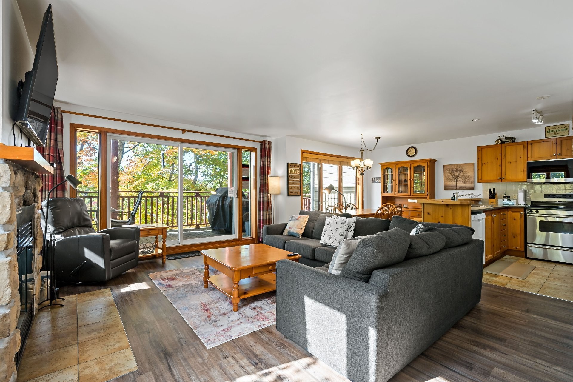 









197


Ch. de la Forêt

, 9,
Mont-Tremblant,




QC
J8E3K8

