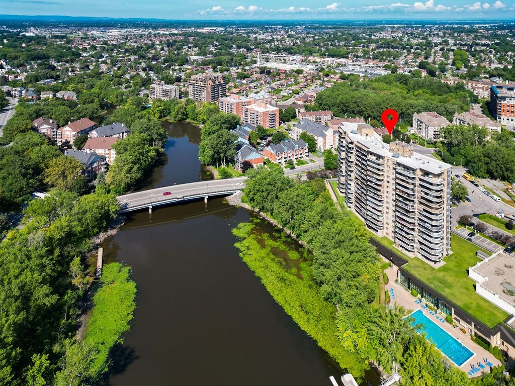 









4300


Place des Cageux

, 807,
Laval (Chomedey),




QC
H7W4Z3

