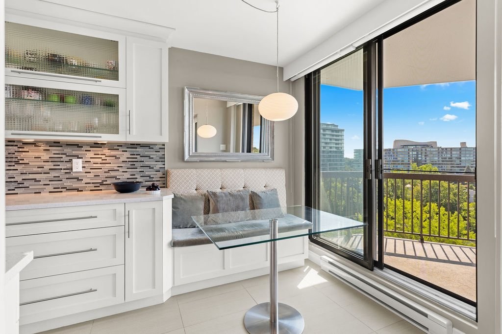 









4300


Place des Cageux

, 807,
Laval (Chomedey),




QC
H7W4Z3

