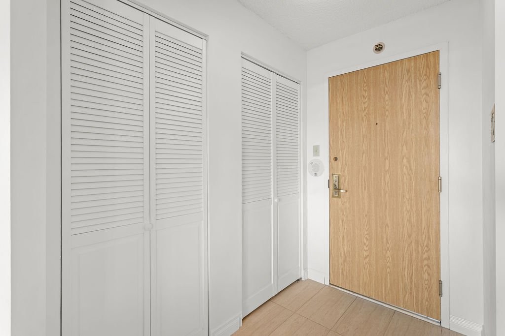 









4300


Place des Cageux

, 807,
Laval (Chomedey),




QC
H7W4Z3

