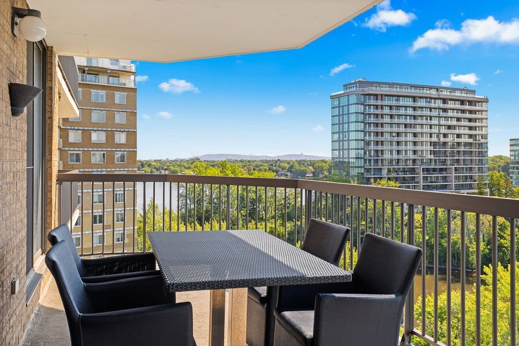 









4300


Place des Cageux

, 807,
Laval (Chomedey),




QC
H7W4Z3

