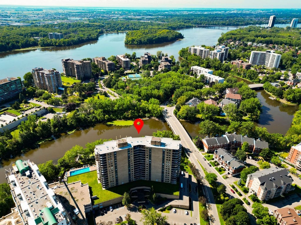 









4300


Place des Cageux

, 807,
Laval (Chomedey),




QC
H7W4Z3

