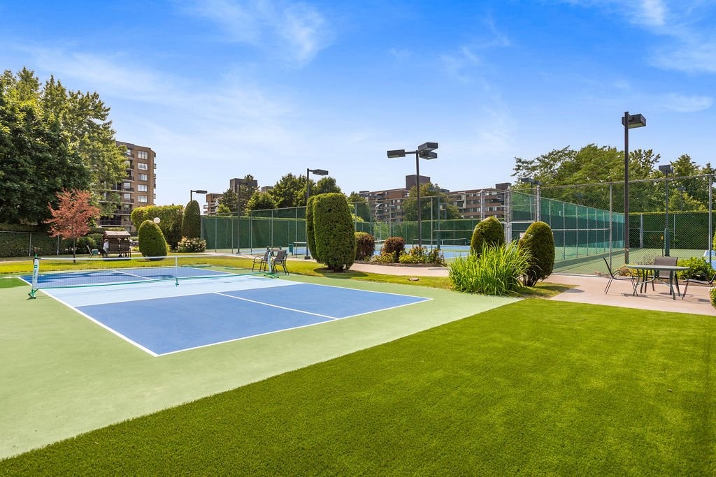 









4300


Place des Cageux

, 807,
Laval (Chomedey),




QC
H7W4Z3

