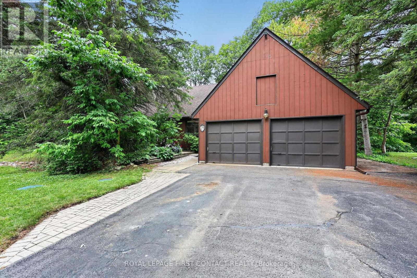 












29 DORAN ROAD

,
Springwater,




Ontario
L9X1L3

