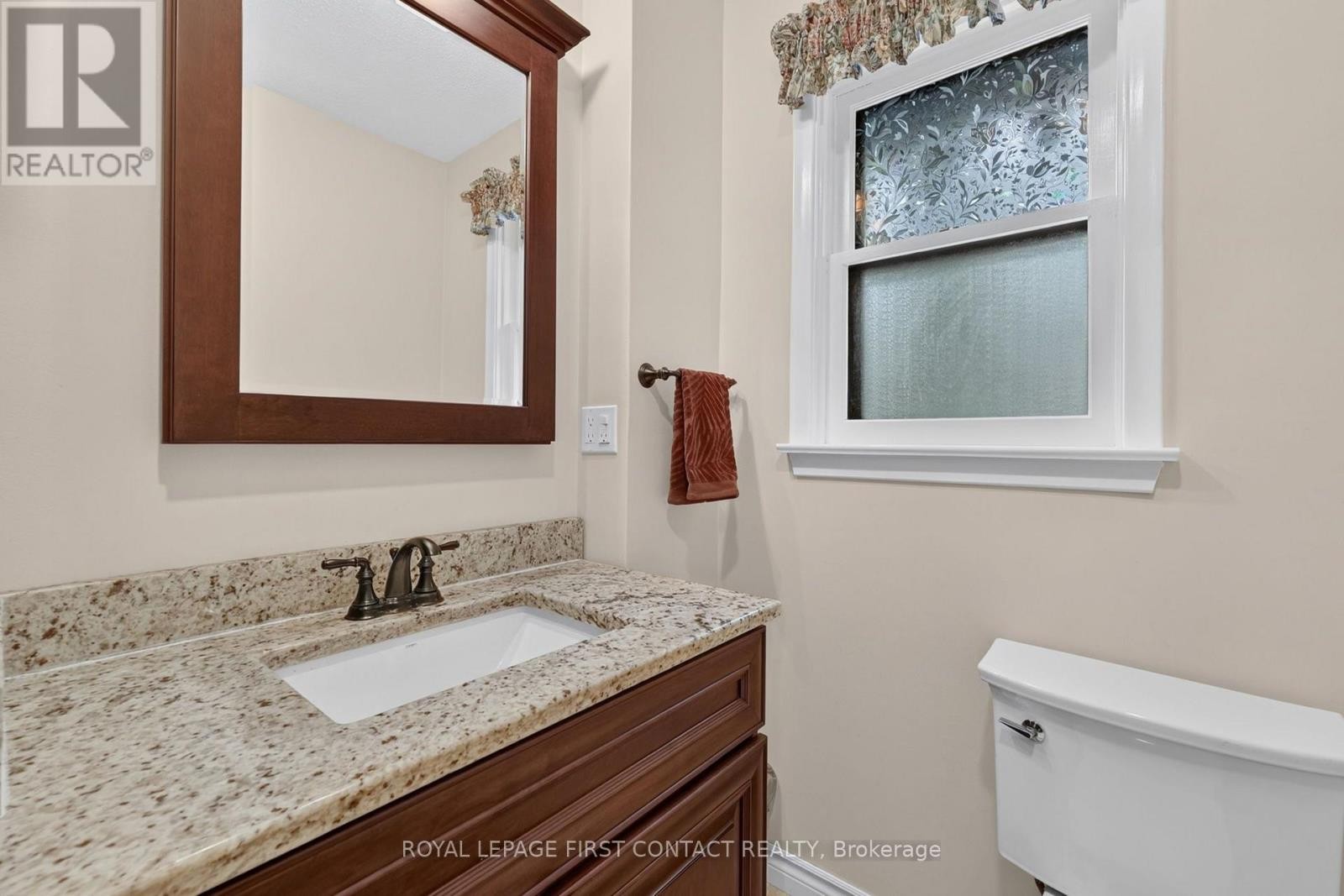 












29 DORAN ROAD

,
Springwater,




Ontario
L9X1L3


