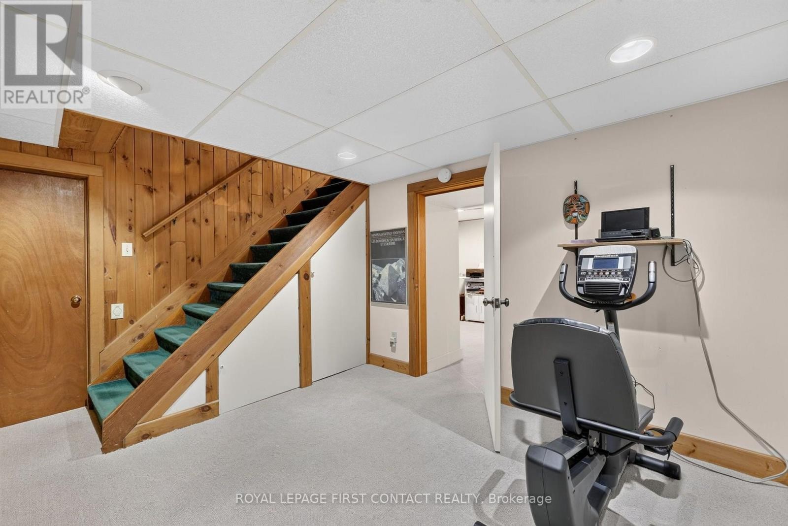












29 DORAN ROAD

,
Springwater,




Ontario
L9X1L3

