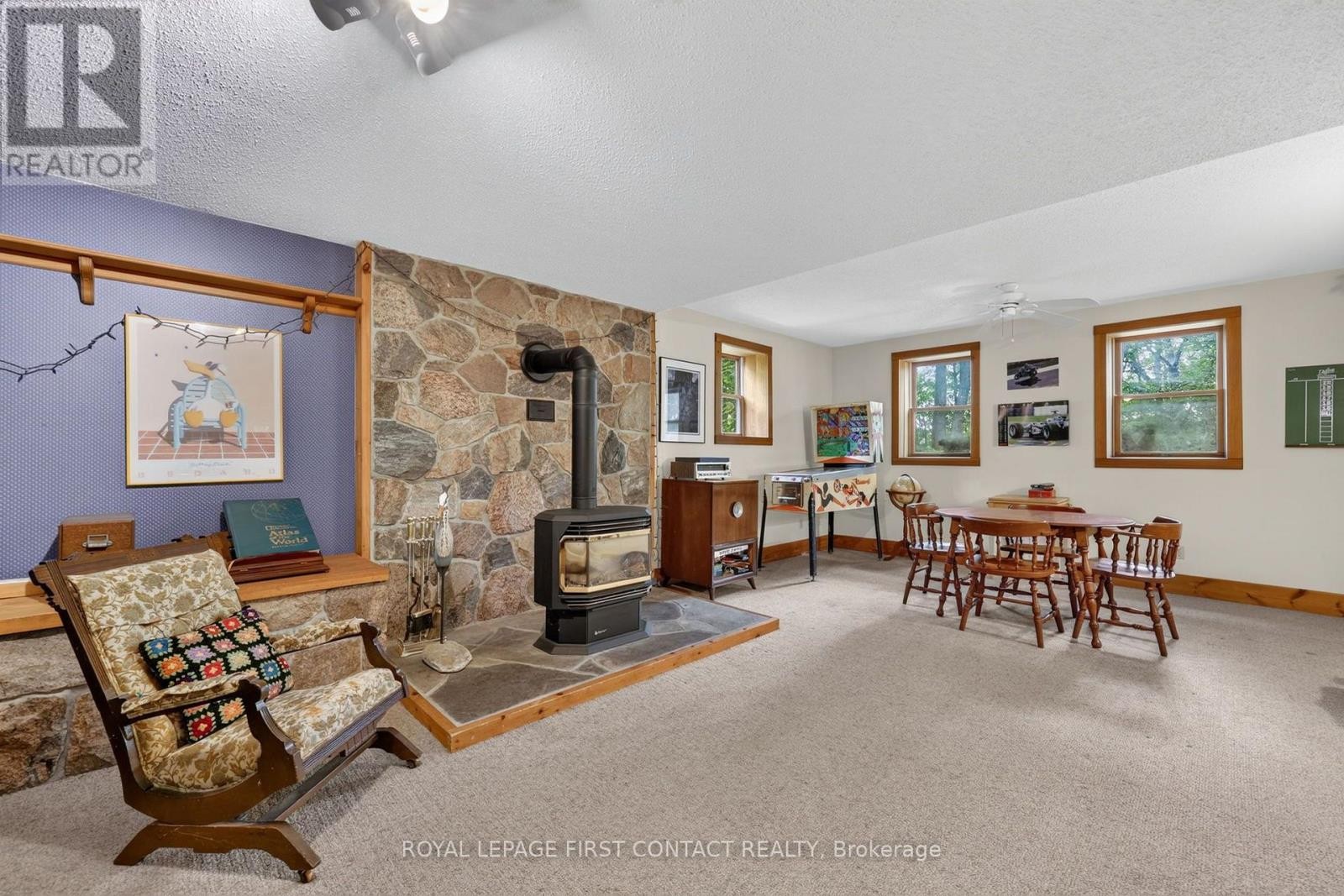












29 DORAN ROAD

,
Springwater,




Ontario
L9X1L3

