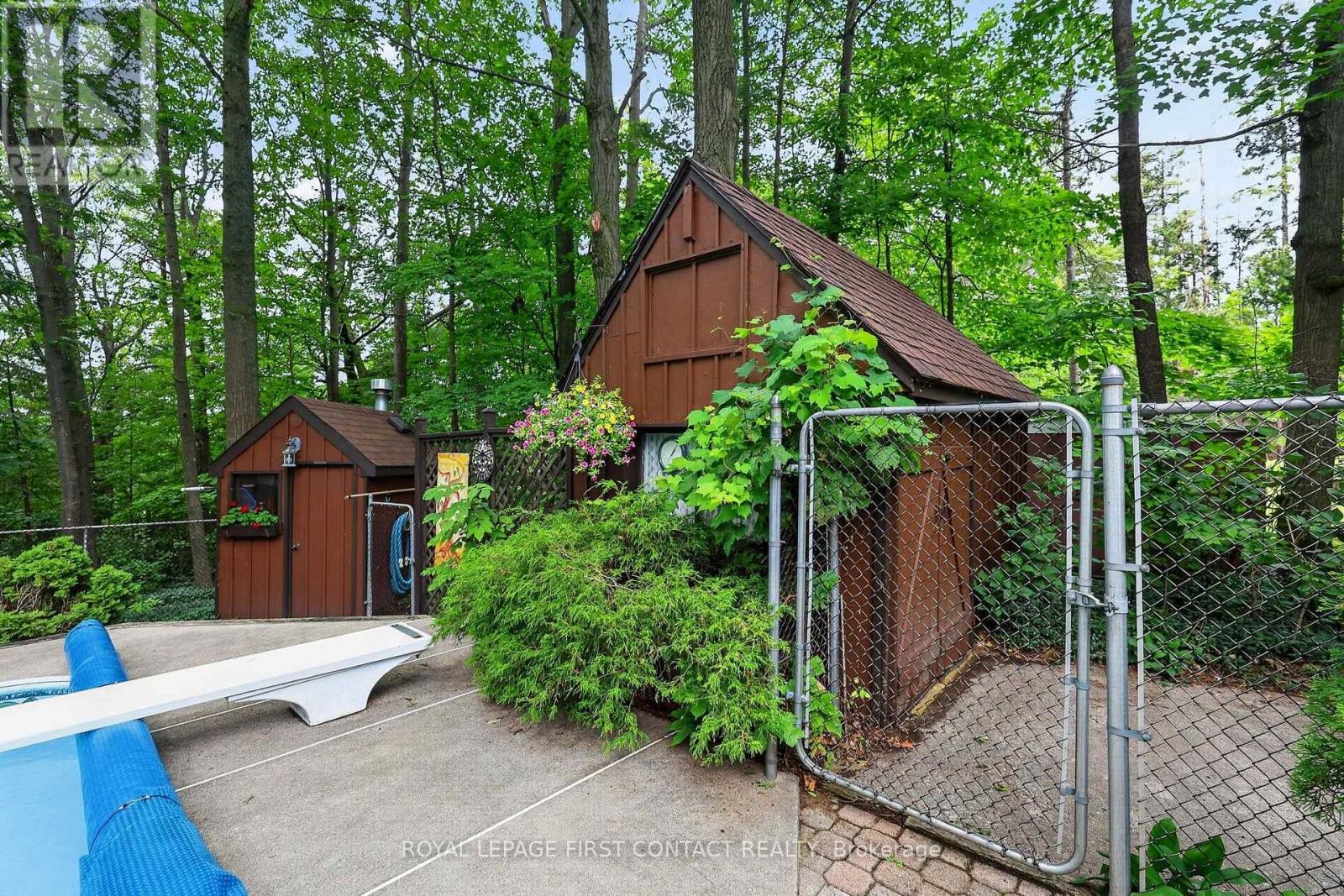 












29 DORAN ROAD

,
Springwater,




Ontario
L9X1L3

