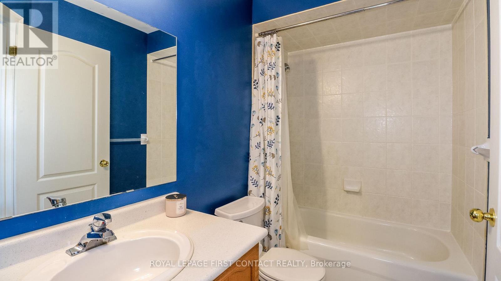 












79 WHITE ELM ROAD

,
Barrie,




Ontario
L4N0E4

