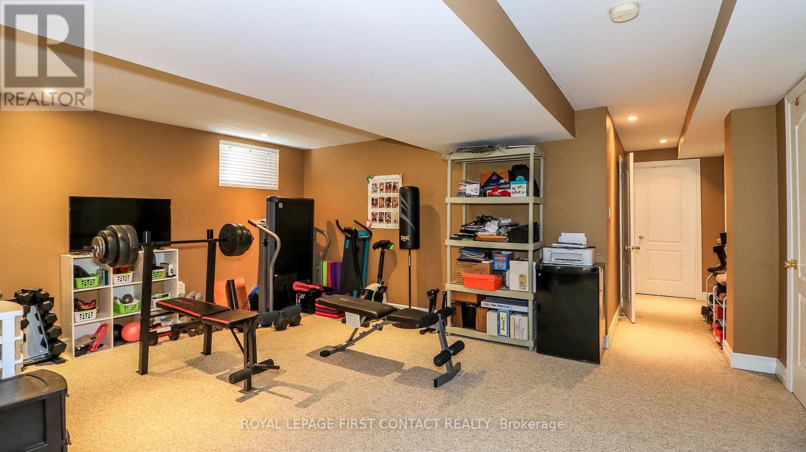 












79 WHITE ELM ROAD

,
Barrie,




Ontario
L4N0E4

