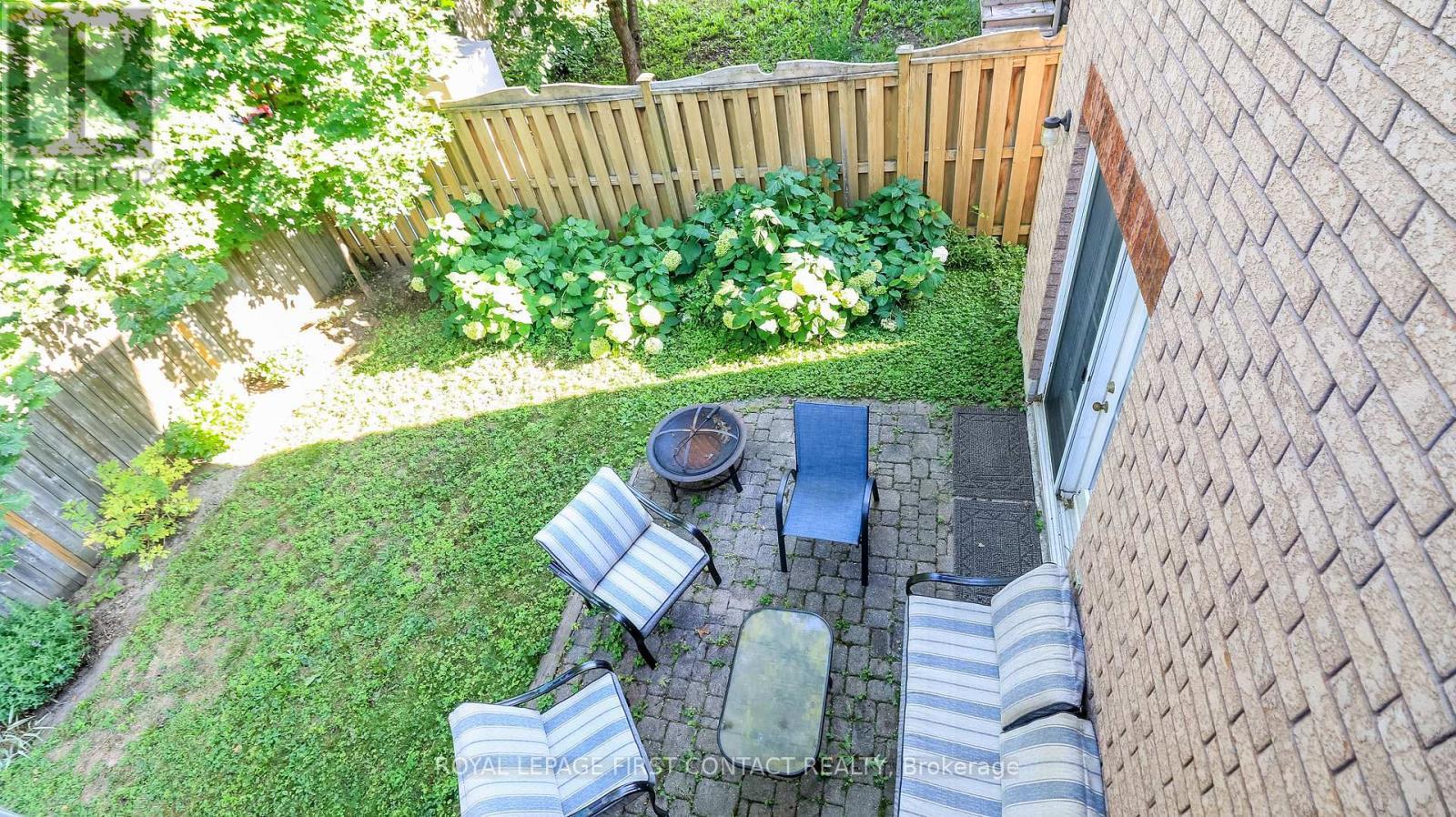 












79 WHITE ELM ROAD

,
Barrie,




Ontario
L4N0E4

