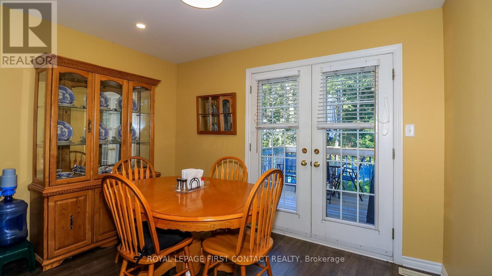 












79 WHITE ELM ROAD

,
Barrie,




Ontario
L4N0E4

