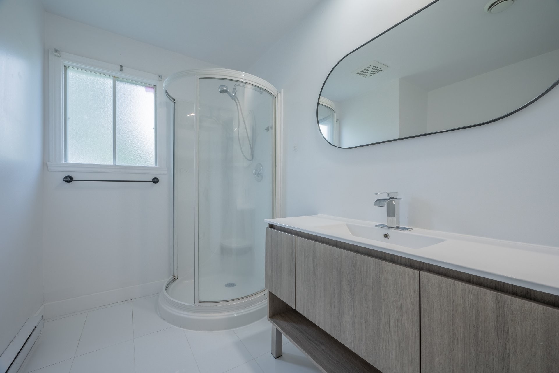 









1499


Rue des Lilas

,
Sainte-Julie,




QC
J3E1J3

