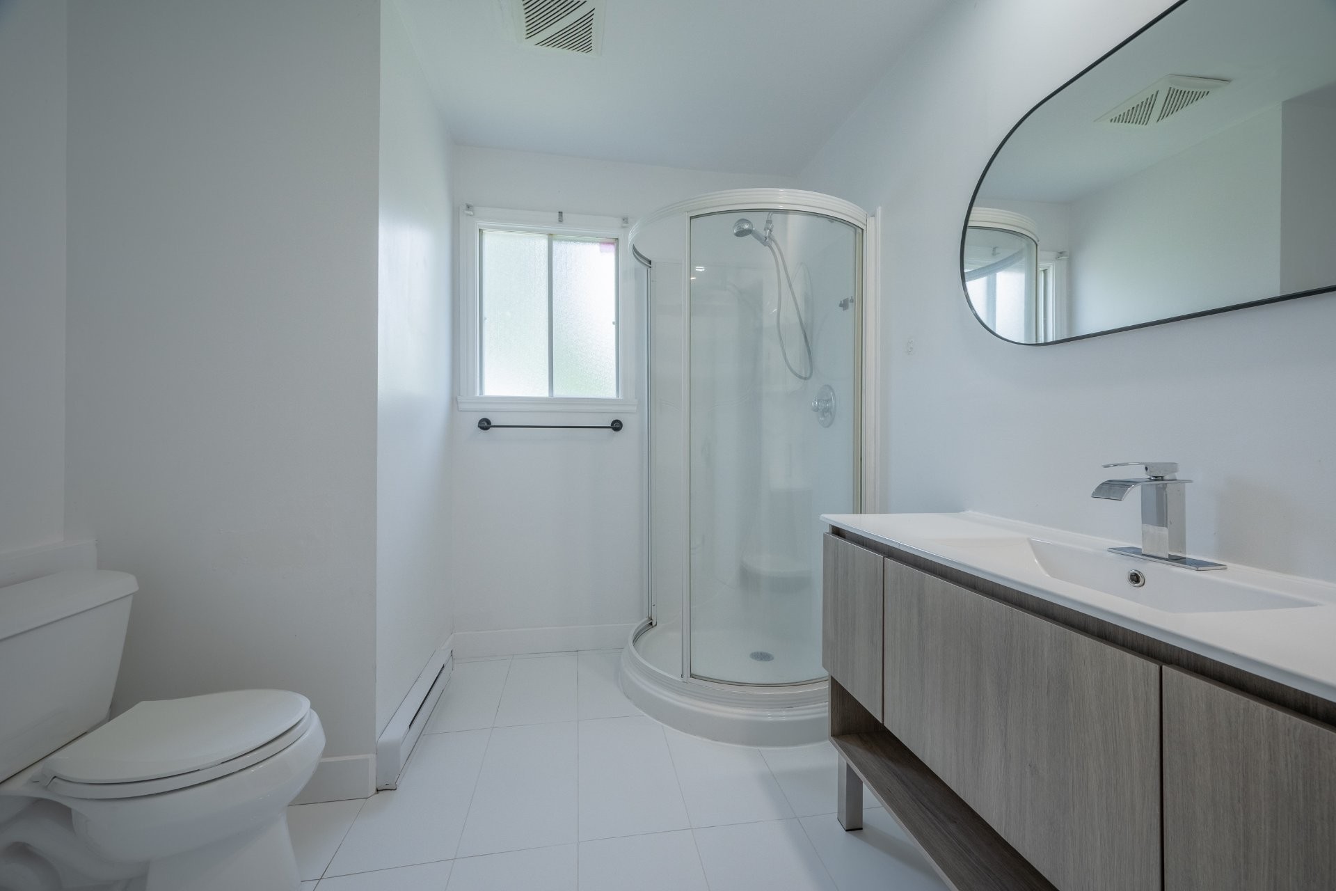 









1499


Rue des Lilas

,
Sainte-Julie,




QC
J3E1J3

